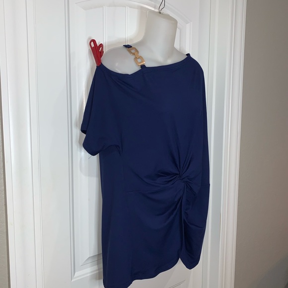 Plus Chain Detail Asymmetrical Neck Top NWT - Picture 6 of 8